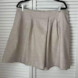 Banana Republic Women's Tan Shorts